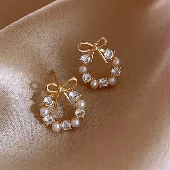 Pearl Circle Bow Earrings - Picture 1 of 3